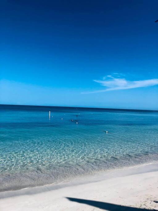 Herbert'S Place Cabo Rojo Dış mekan fotoğraf